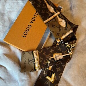 Authentic LV Confidential Bandeau